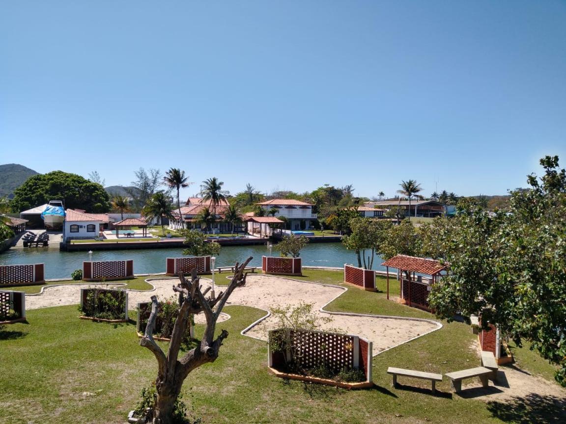 Condominio Cabo Frio Esterno foto