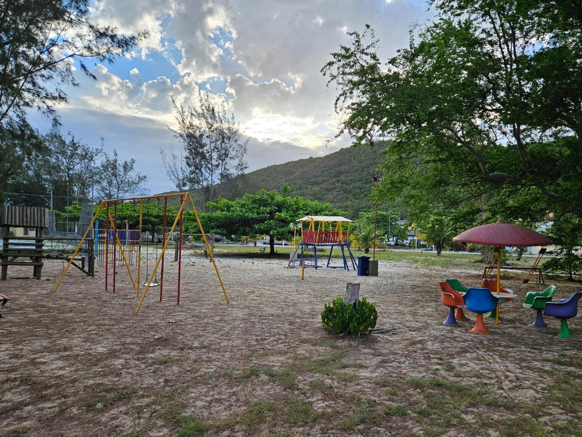 Condominio Cabo Frio Esterno foto